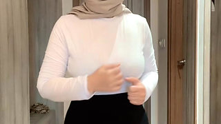 My lover warming up before jogging looks mentul breasts