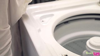 Stepsis offers to sleep in bed with me