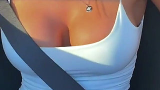 Cheating Hot Girlfriend Fucks Stranger in Car After Fight with Boyfriend