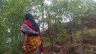 Village Bhabhi Facked By A School Student 18+ In Forest