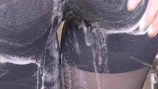 Horny MILF Gets Wet In Control Top Pantyhose Tights