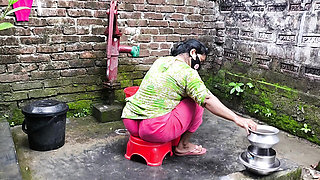 Brother-in-law's first sex video Bhabhi with