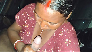 Pados ki bhabhi ki chudai doggy style mein