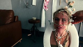 Assylum Rebel Rhyder The Most Beautiful Toilet Pet In The