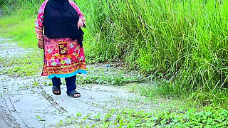 Big Ass Hot Beautiful Muslim Girl Sex Vlog in Jungle Resort