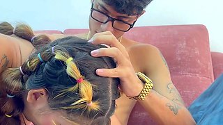 Si nome follas le contare a mi padrastro que te masturbas