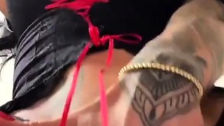 Masturbating solo babe loves her toys