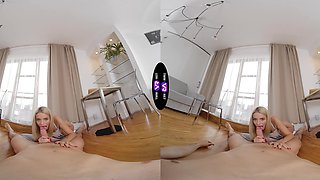 Blond Naomi loves blowing dudes up close on her cam