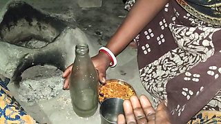 Desi bhabhi ke sath Daru Piya hai