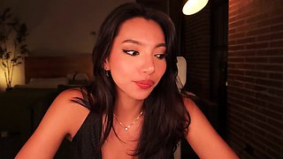 Japanese Babe Solo Online