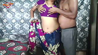 Hi guys I am yours cute bhabhi my x boyfriend hear and full sex enjoy
