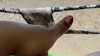 I Like to Touch Myself Until I Reach Orgasm on the Beach While Being Watched