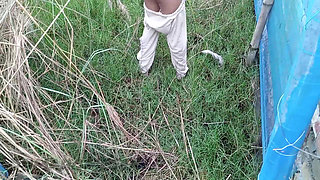 Housewife and Driver Outdoor Sex Video. Driver and Housewife