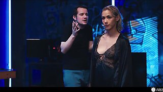 Freeze featuring Sam Bourne and Veronica Leal's cumshot clip
