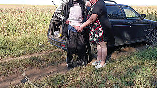 Neighbor MILF Holds My Cock While I Piss & Gives Public Blowjob - Zona901