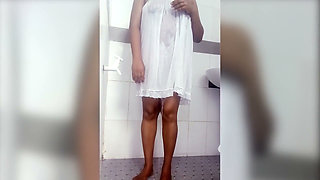 Sri Lankan Sexy Bath with Under Skirt