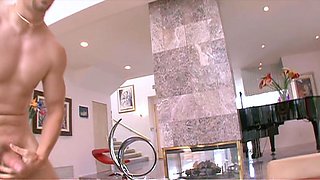 Amateur blonde blowjob and deepthroat