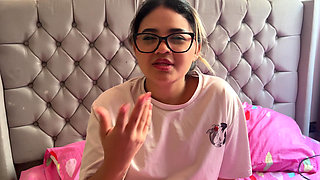 Stepsister helps me after my breakup