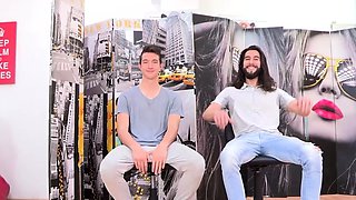 Amateur Blonde With BIG BOOBS Hot Free Cam Show