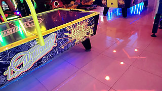 Encounter at the Mall of America (minnesota): Between Luxury, Desire, and Pleasure