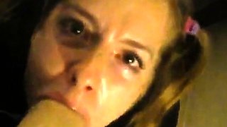 Amber Blank's Blowjob and Facial with a Pyramid Head Costume