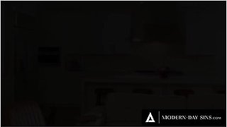 Pervert Therapist Is Obsessed With Redhead Milf Lauren Phillipss Stunning Body