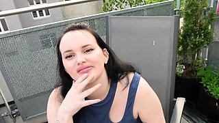 German neighbor gives a blowjob to the new neighbor