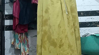 Priya Bhabi Sunday Enjoy Bath Video