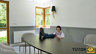 Tutor4k. electrical connection