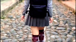 Innocent Face and Tight Ass!! College Girl Takes the Opportunity to Bring College Friends Home