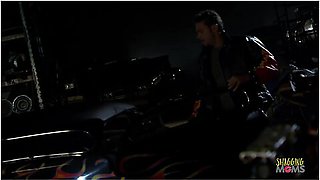 Milf Gets Her Pussy Licked And Fucked By A Car Enthusiast