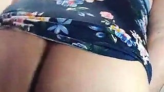 ROZZIOTV IN COUCH