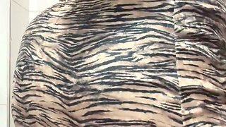 Naughty Girl Caught Pissing in Public Toilet(full Video Ok