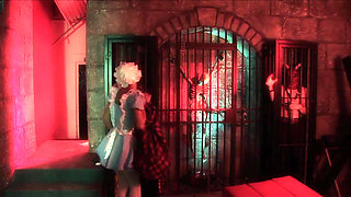 Lucy Bell loves anal sex and double penetration with two