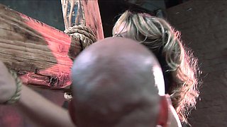 Amateur blonde fucking in stockings on video