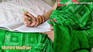 Desi Hardcore Sex Between Student And Teacher In Classroom With Rest Room In Green Saree