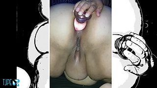 Anal Girl - My Ass Swallows a Huge Plug