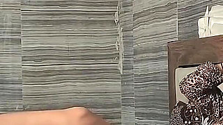 Naked Bhabhi Sex with Desi Boy Full Uncut