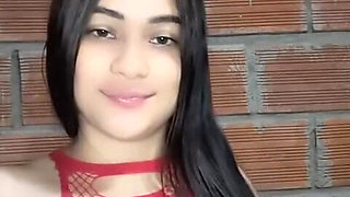 Amateur Fun with a Step Mom and Her Beautiful Tits Yuliethgomez