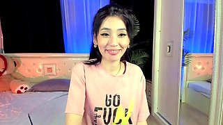 Amateur teen girlfriend with big boobs sucks and fucks