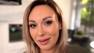 IntimatePOV - Zlata Shine And Karina King - Seducing The