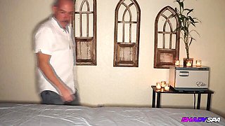 Shady Spa - deep throat xxx