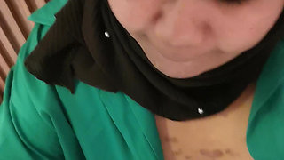 Laila sat and pounded her until she cumbed.
