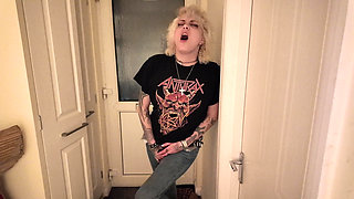 Pee Desperation Roleplay