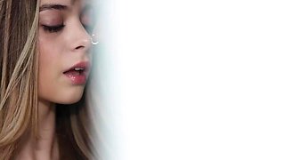 Gym Babe Ella Reese Trades Treadmill for Isiahs Deep IR Thrusts ft. Isiah Maxwell: Porn