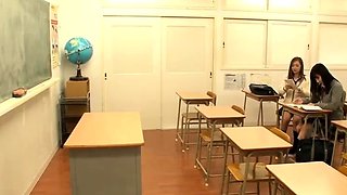 Very Beauty Sisters And River Crossed Night Crawling