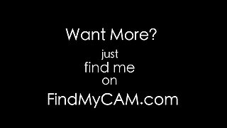Camgirl Shows Off Her Amazing Ass on Webcam