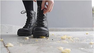 Lady Nymphelin Breaks Things All For You