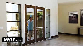 Excited poolboy shoots a cream colored explosion inwards Ariella Ferrera’s colombian pussy ~ free total vid
