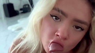 Lilbabymj Blows a Cock In Her Gym Clothes